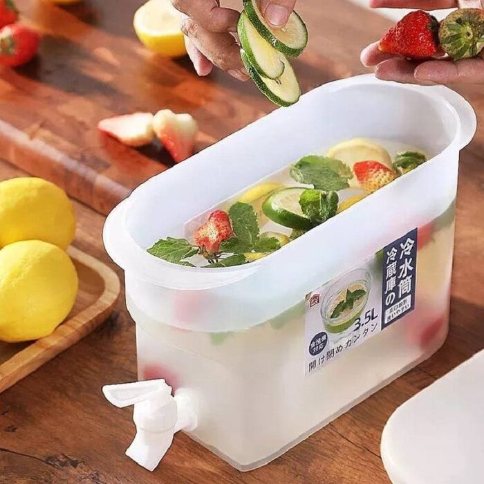 Container Bottle with Tap